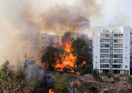 220 حريقًا في دولة الاحتلال وانقطاع للتيار الكهربائي