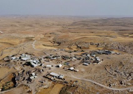 مسافر يطا : الاحتلال يطرد الفلسطينيين ويقيم 6 بؤر استيطانية مكانهم