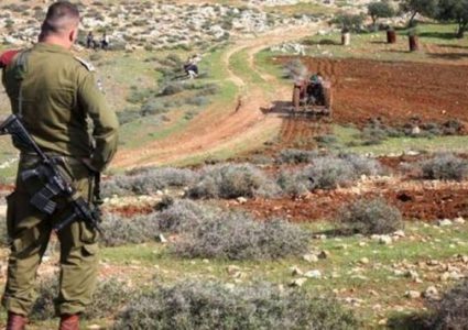 الاحتلال يستولي على مركبة في الأغوار الشمالية