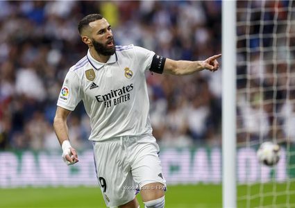 ريال مدريد يعلن رحيل بنزيما