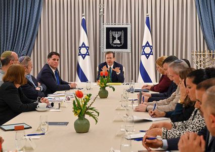 قناة كان: المفاوضات حول خطة إصلاح القضاء توشك على الإنفجار