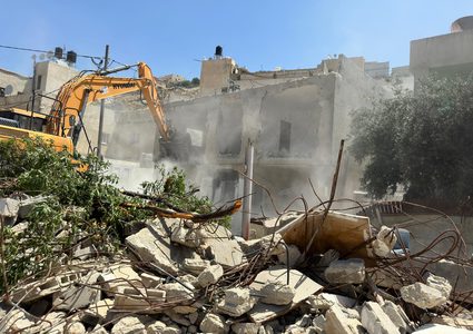 الاحتلال يجبر 5 عائلات مقدسية على هدم منازلها في واد قدوم في القدس المحتلة