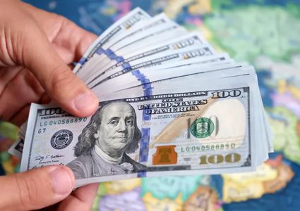 انخفاض مفاجئ على سعر صرف الدولار مقابل الشيكل