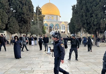 وزارة القدس: مخطط الاحتلال بتقسيم الأقصى خطير ويهدد بحرب دينية