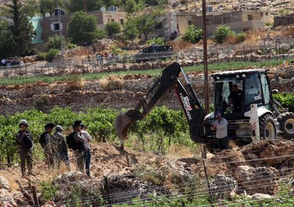 هدم منشآت زراعية في قرية معاوية داخل أراضي الـ48