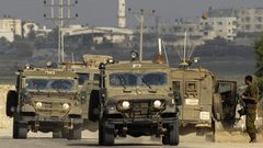 الاحتلال يبدأ تصفيح آلياته بالضفة خشية العبوات الناسفة