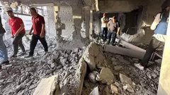 آثار الدمار في منزل عائلة الأسير إسلام فروخ بعد تفجيره في رام الله