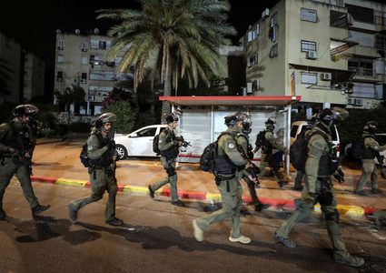 إصابات بالاختناق خلال استهداف الاحتلال خياما لمواطنين شرق رام الله