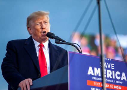 توجيه 37 تهمة إلى ترمب منها الاحتفاظ بوثائق تتضمن أسرارا نووية