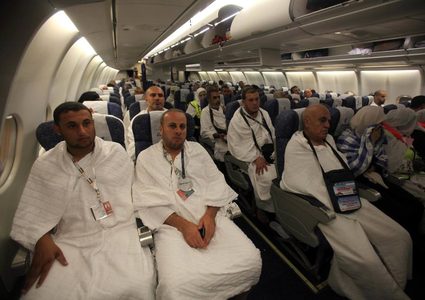 الدفعة الأولى من حجاج الضفة تغادر للسعودية الثلاثاء المقبل