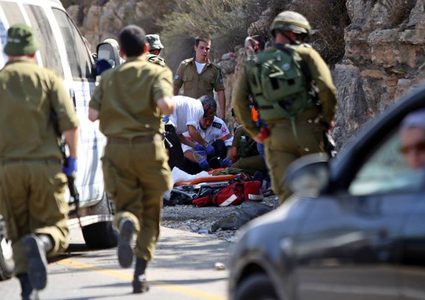 الإعلام العبري:إصابة 4 مستوطنين في عملية إطلاق نار عند معبر الريحان قرب جنين