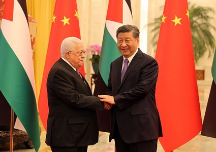 الرئيس عباس يعرب عن تقديره لمواقف الصين في دعم فلسطين بالمحافل الدولية