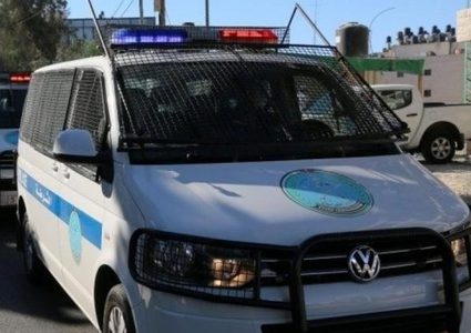 الشرطة:عملية سطو مسلح على فرع أحد البنوك غرب الخليل