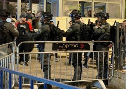 قوات الاحتلال تعتدي على طفل ويعتقله في بلدة عرابة جنوب جنين