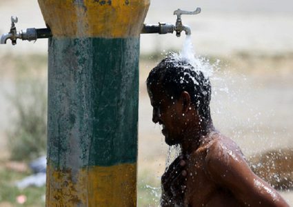 100 وفاة في موجة حر شديدة تضرب الهند