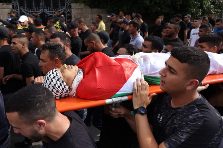 جماهير غفيرة تشيّع جثامين الشهداء الذين ارتقوا في معركة الدفاع عن جنين ومخيمها