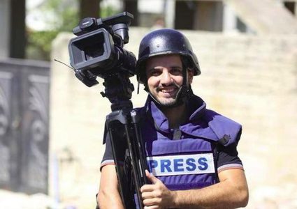 نقل الزميل الصحفي في مركز الإعلام حازم ناصر إلى مستشفى النجاح