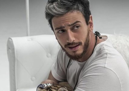 سعد لمجرد يحقق أمنية لزوجته ويقدّم لها هذه الهدية