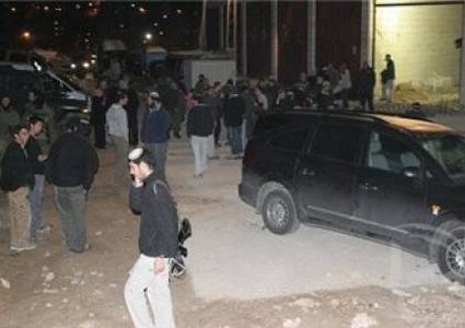 مستوطنون يعتدون على المواطنين شرق سلفيت