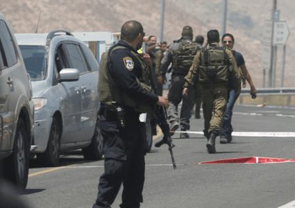 قوات الاحتلال تطلق النار على شاب على طريق رام الله- نابلس