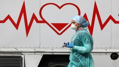 عيادة متنقلة في الأردن تشجع السكان على الإقلاع عن التدخين