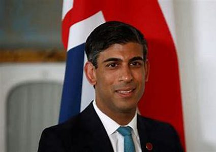 بريطانيا تحقق في تقرير عن تعاون جامعات مع إيران لصناعة طائرات مسيرة