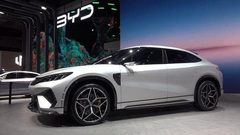 الصين تمدد الإعفاءات الضريبية لمقتني السيارات الكهربائية حتى عام 2027