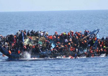 فقدان 51 مهاجرا مغربيا بعد محاولتهم العبور إلى جزر الكناري