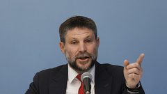 سموتريتش: "نقترب من إتخاذ خطوة كبيرة في الضفة الغربية"