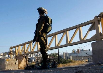 الاحتلال يغلق المدخل الغربي لحوسان غرب بيت لحم