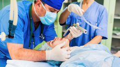 "العناية التنفسية".. برنامج جديد تطرحه كلية الطب وعلوم الصحة في جامعة النجاح