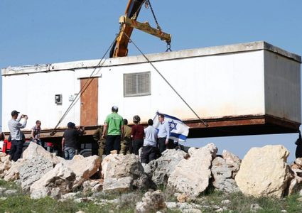 مستوطنون يقيمون بؤرة استيطانية جديدة في طوباس