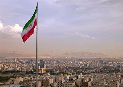 إيران ترد على تغريدة للخارجية الفرنسية بشأن "الخليج"