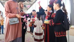 مغادرة الحجاج الحاصلين على مكرمة خادم الحرمين لذوي الشهداء والأسرى عبر معبر رفح البري
