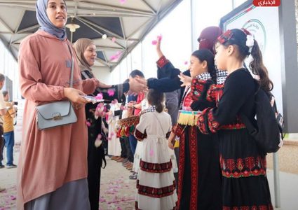 مغادرة الحجاج الحاصلين على مكرمة خادم الحرمين لذوي الشهداء والأسرى عبر معبر رفح البري