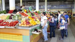 روسيا تسجل ثالث انخفاض بأسعار الغذاء فيما تعاني أوروبا من تضخم غير مسبوق