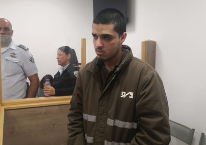 جلسة للأسير المقدسي أحمد مناصرة