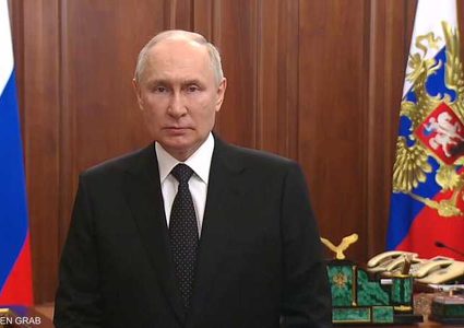 بوتين: الطيارون الذين لقوا حتفهم أثناء التمرد المسلح أدّوا واجبهم بشرف