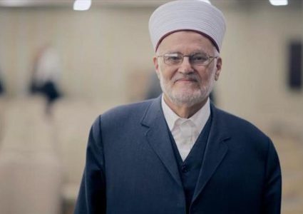 الاحتلال يمنع خطيب المسجد الاقصى الشيخ عكرمة صبري من السفر