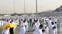 اصابة اكثر من ٢٠٠٠ حاج في اجهاد حراري منذ بداية الحج