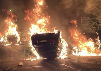 النيران تلتهم أكثر من 1300 سيارة و 234 مبنى الليلة الماضية في فرنسا