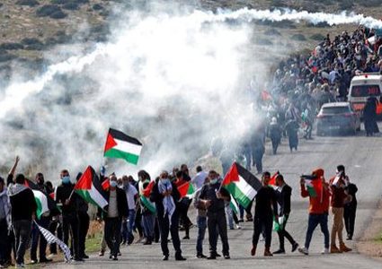 مسيرة في رام الله تنديدا بعدوان الاحتلال على جنين ومخيمها