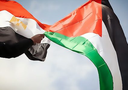 مصر ترحب بدعوة الرئيس عباس لعقد اجتماع للأمناء العامين للفصائل