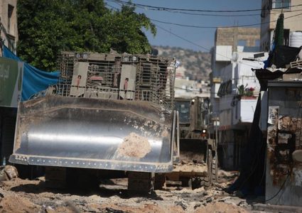 الخارجية: بدأنا العمل على وضع الآليات المناسبة لترجمة قرارات القياد