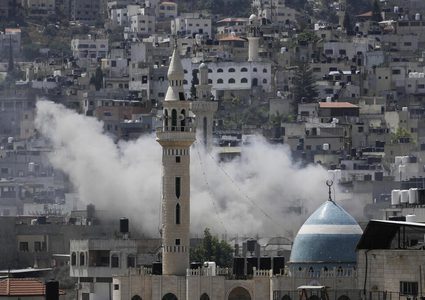 يديعوت: "الجيش دمر البنية التحتية في مخيم جنين لاستخدام استراتيجية جديدة"