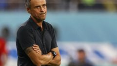 رسميا.. إنريكي مدربا لباريس حتى 2025