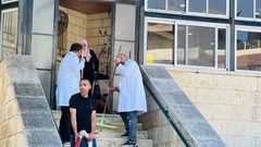 بدء أعمال التنظيف في مستشفى جنين الحكومي عقب انتهاء العدوان الاسرائيلي على جنين