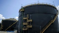 أسعار النفط تتراجع تحت وطأة المخاوف من تباطؤ اقتصادي عالمي