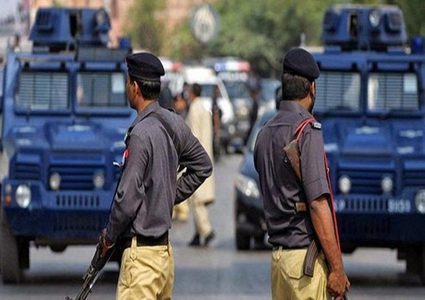 مقتل جنديين وصبي في هجوم انتحاري استهدف نقطة أمنية في باكستان