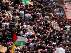 تشييع شهداء جنين بمشاركة جماهيرية غفيرة